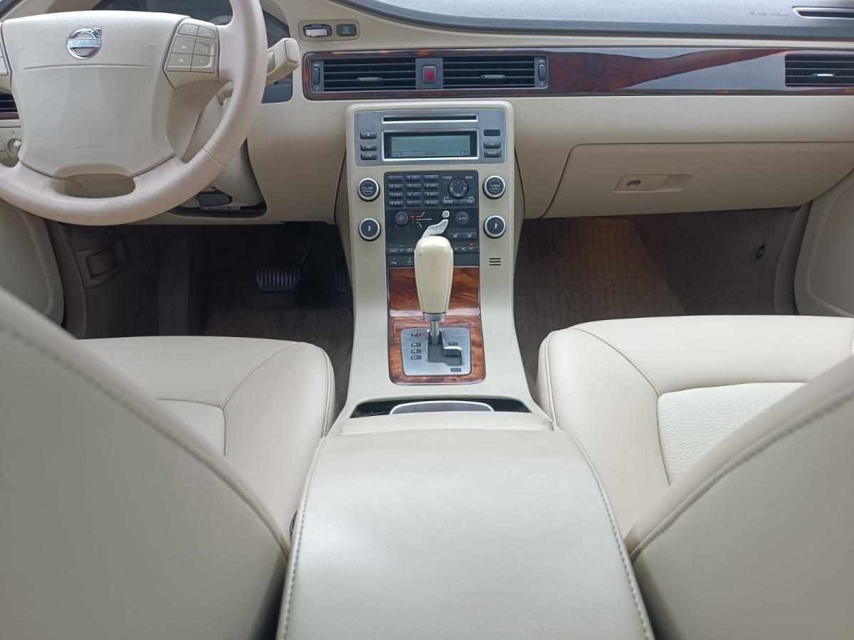 volvo-s80-2-4-d5-2008-diesel-2400cc