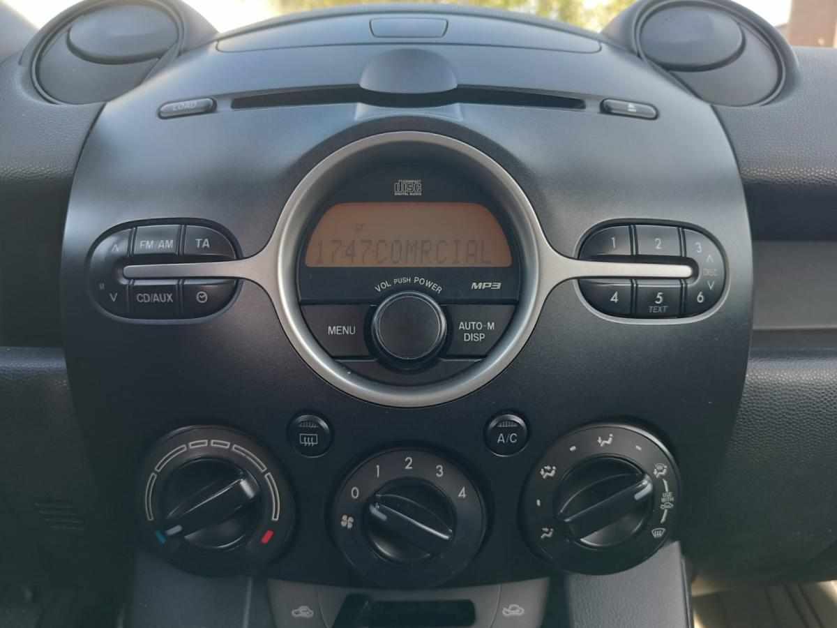 mazda-2-1-3-2010-gasolina-1349cc