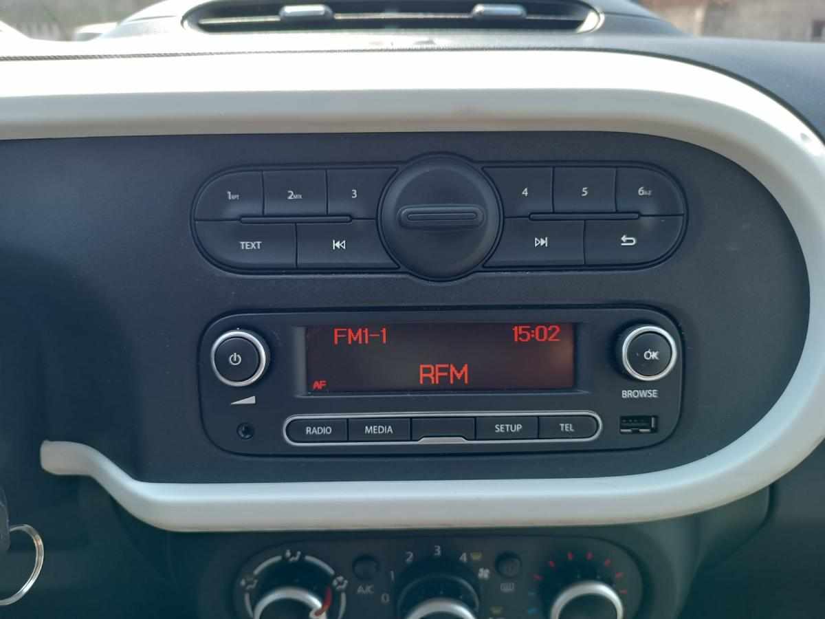 renault-twingo-1-0-sce-2017-gasolina-999cc