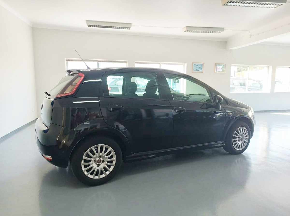 fiat-punto-1-2-ss-2014-gasolina-1242cc