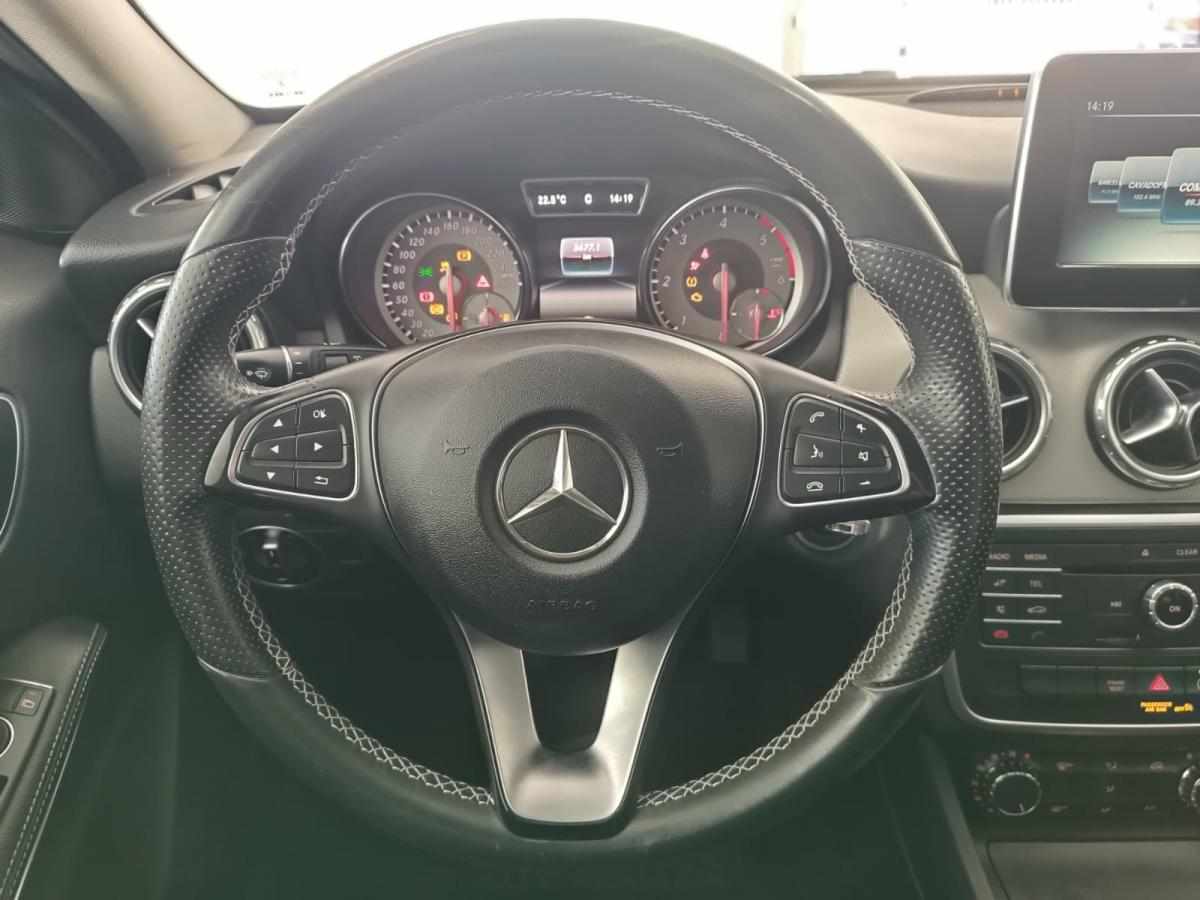 mercedes-benz-gla-180-cdi-2015-diesel-1461cc
