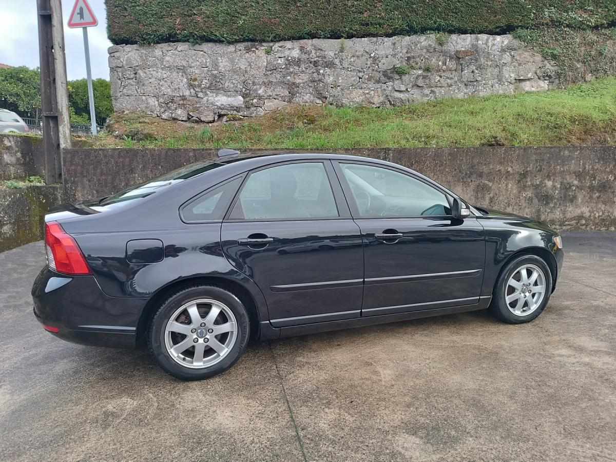 volvo-s40-1-6-d-2009-diesel-1560cc