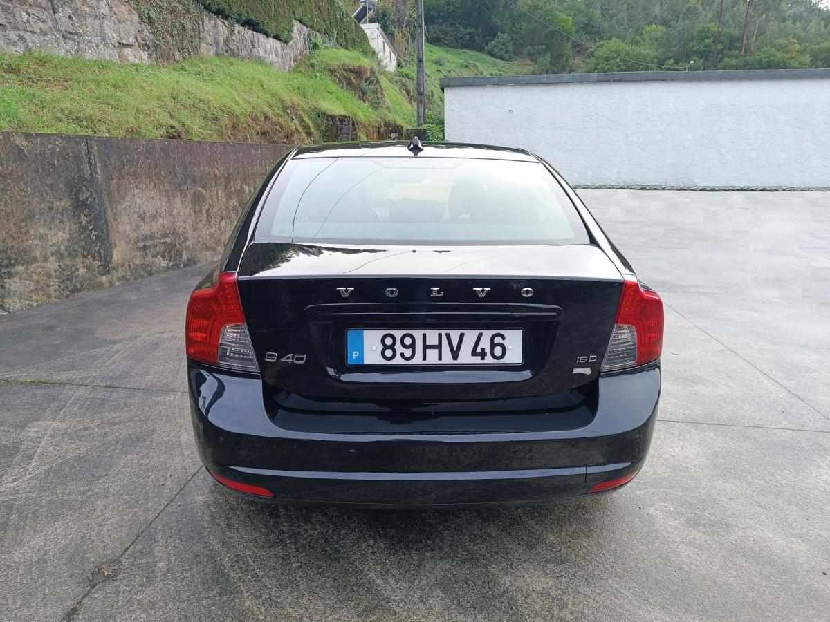 volvo-s40-1-6-d-2009-diesel-1560cc