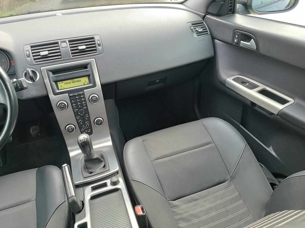 volvo-s40-1-6-d-2009-diesel-1560cc