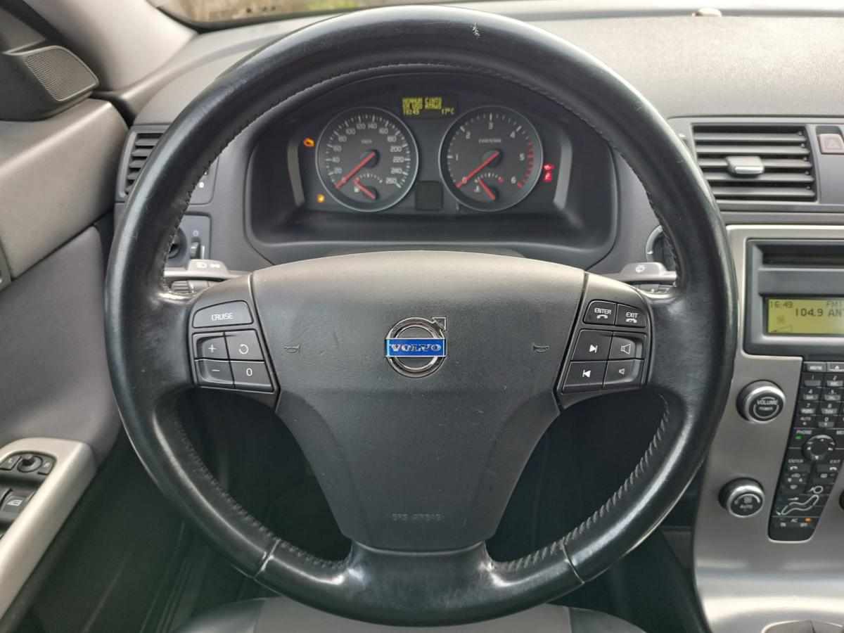 volvo-s40-1-6-d-2009-diesel-1560cc