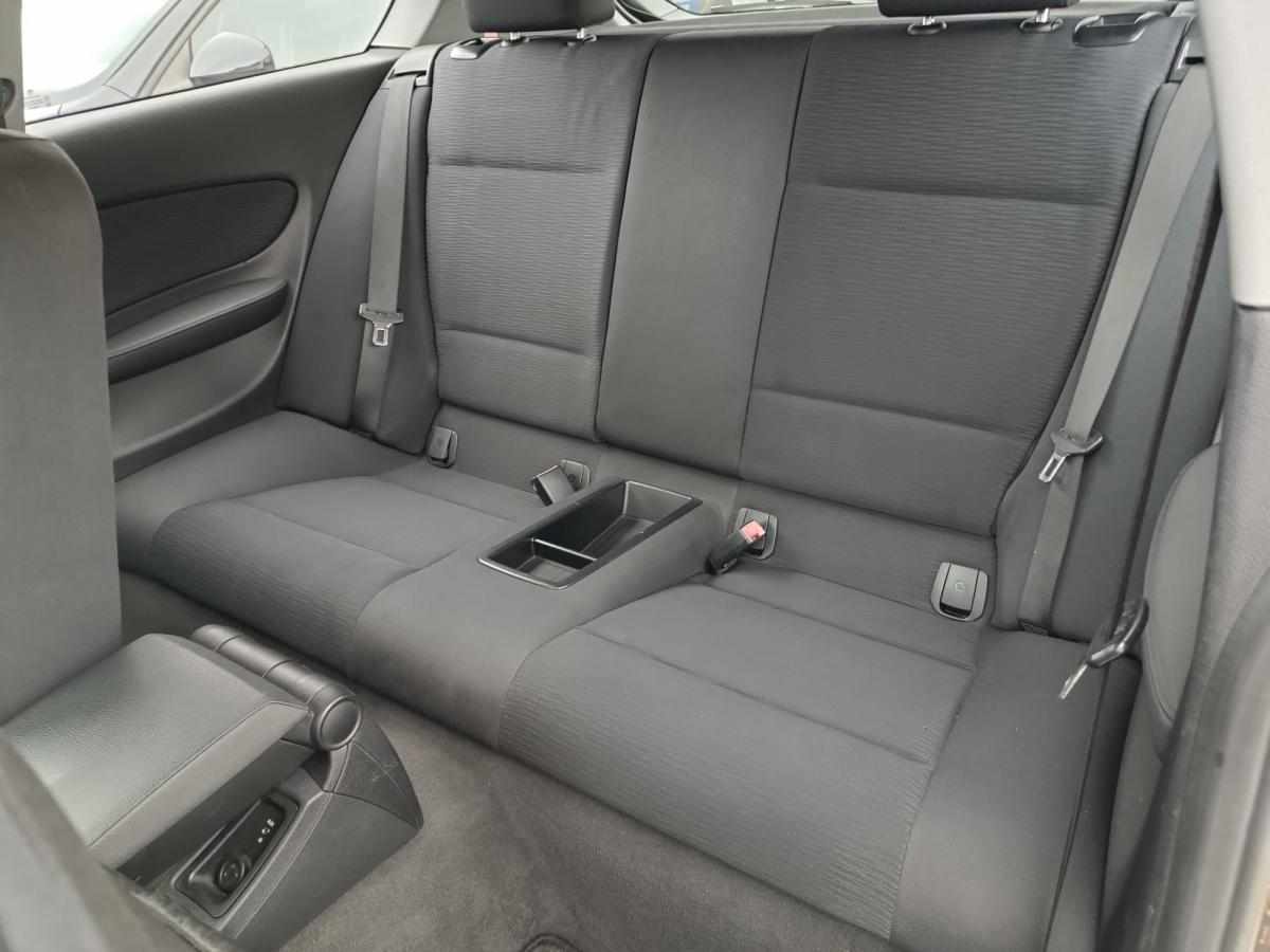 bmw-serie-1-118d-2008-diesel-1995cc