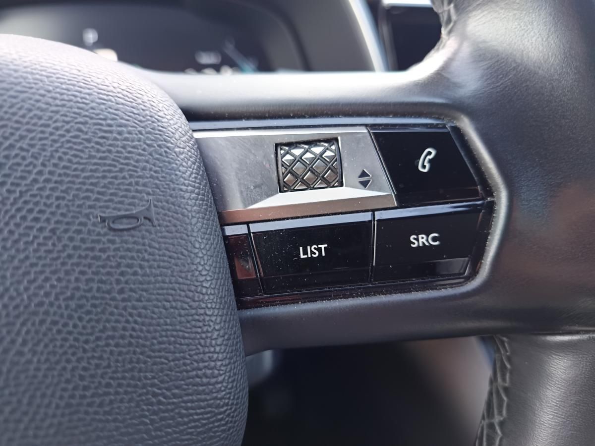 ds-ds-7-crossback-2022-hibrido-a-gasolina-1598cc