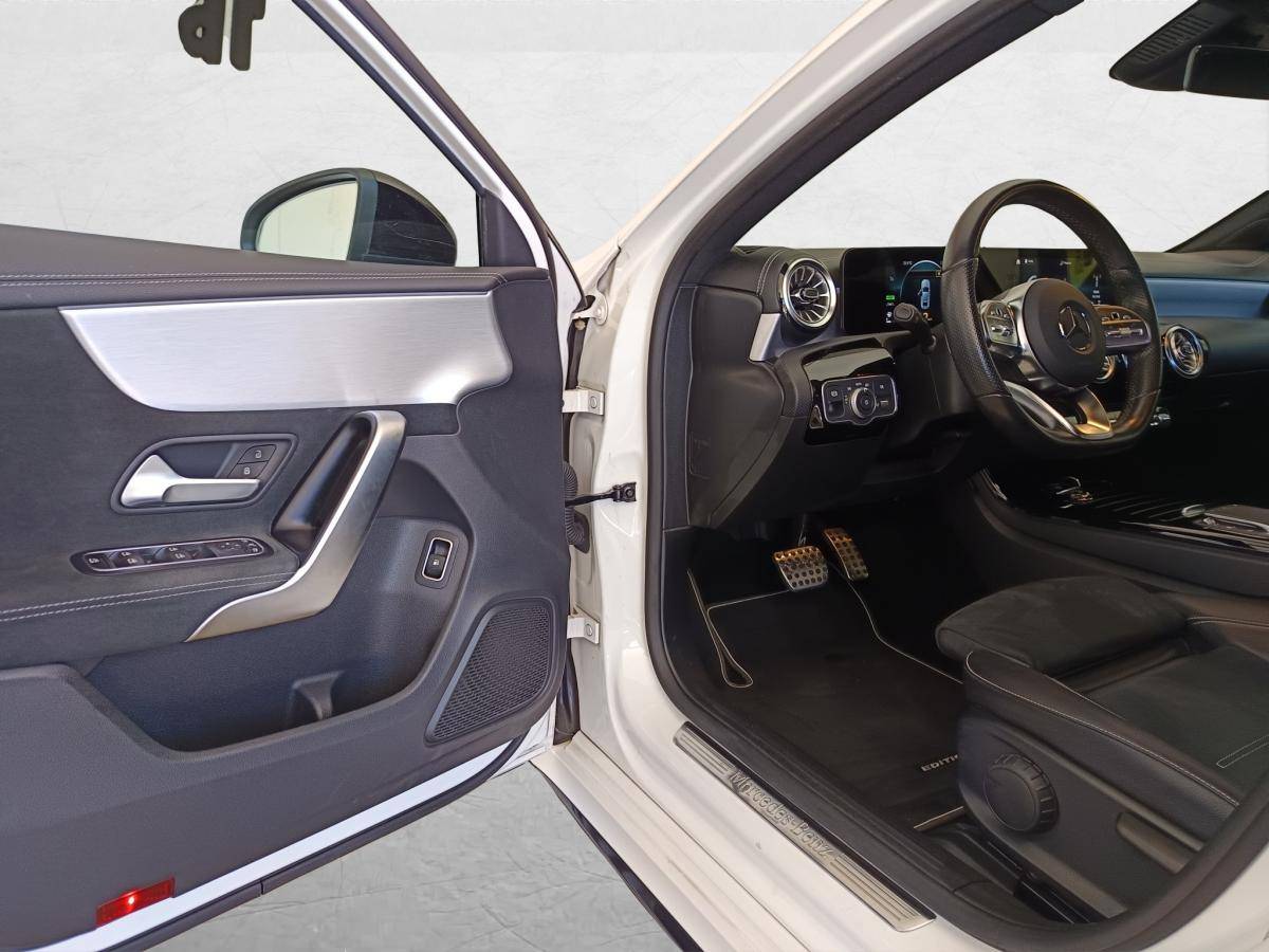 mercedes-benz-classe-a-2022-hibrido-a-gasolina-1332cc