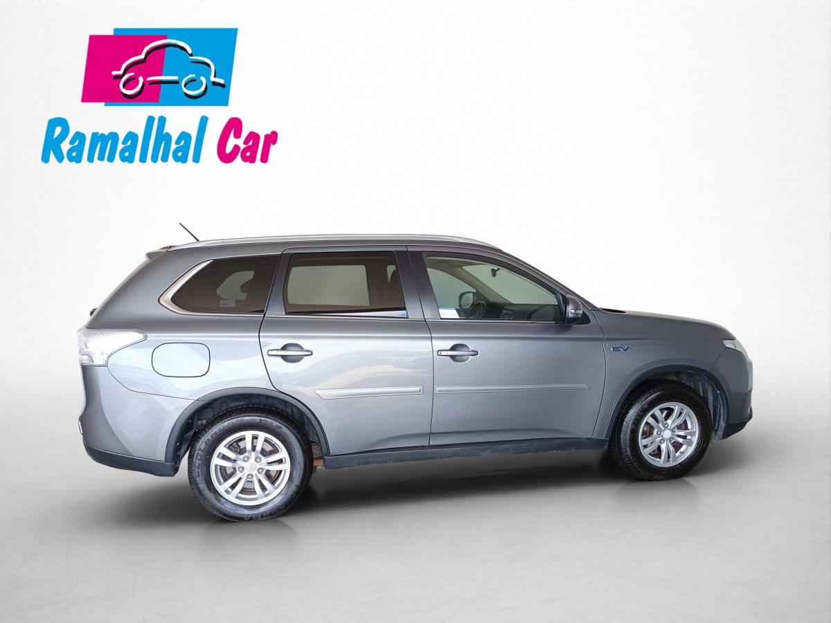 mitsubishi-outlander-2015-hibrido-a-gasolina-1998cc