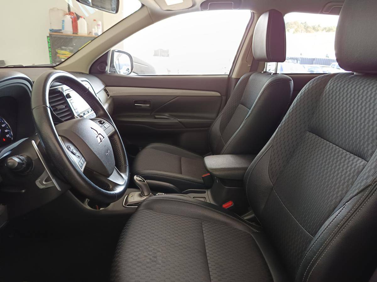 mitsubishi-outlander-2015-hibrido-a-gasolina-1998cc