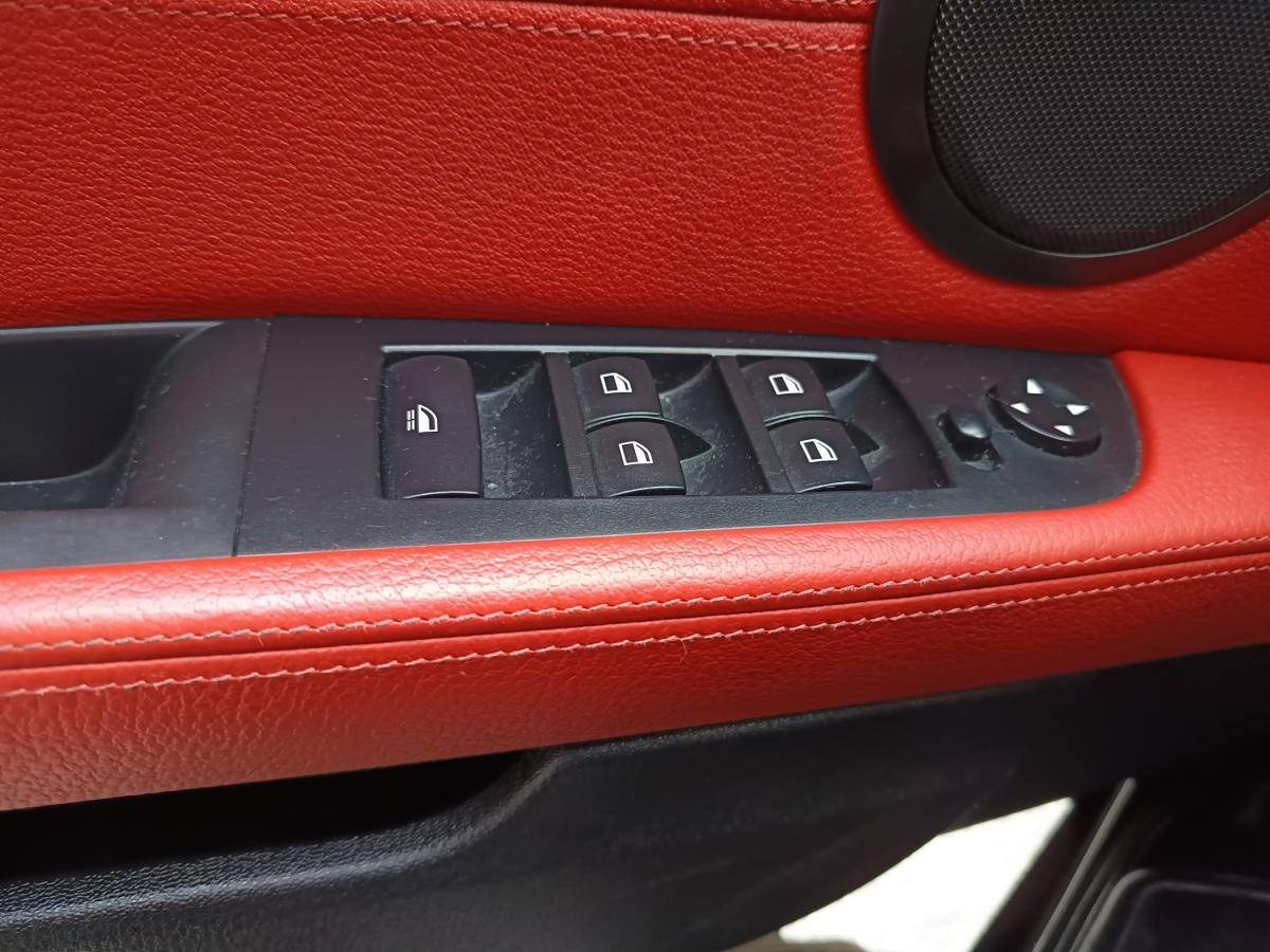 bmw-z4-2010-gasolina-2497cc