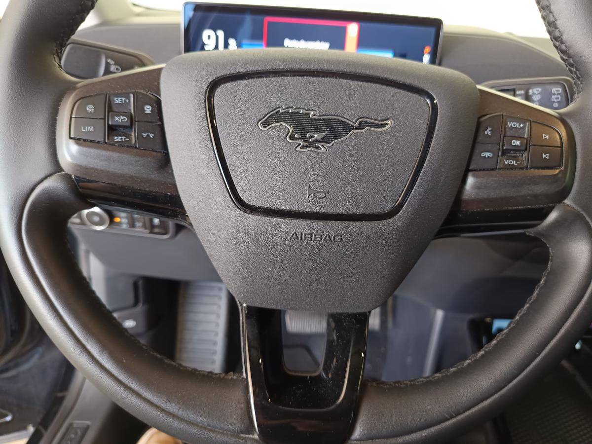 ford-mustang-2023-eletrico-500cc