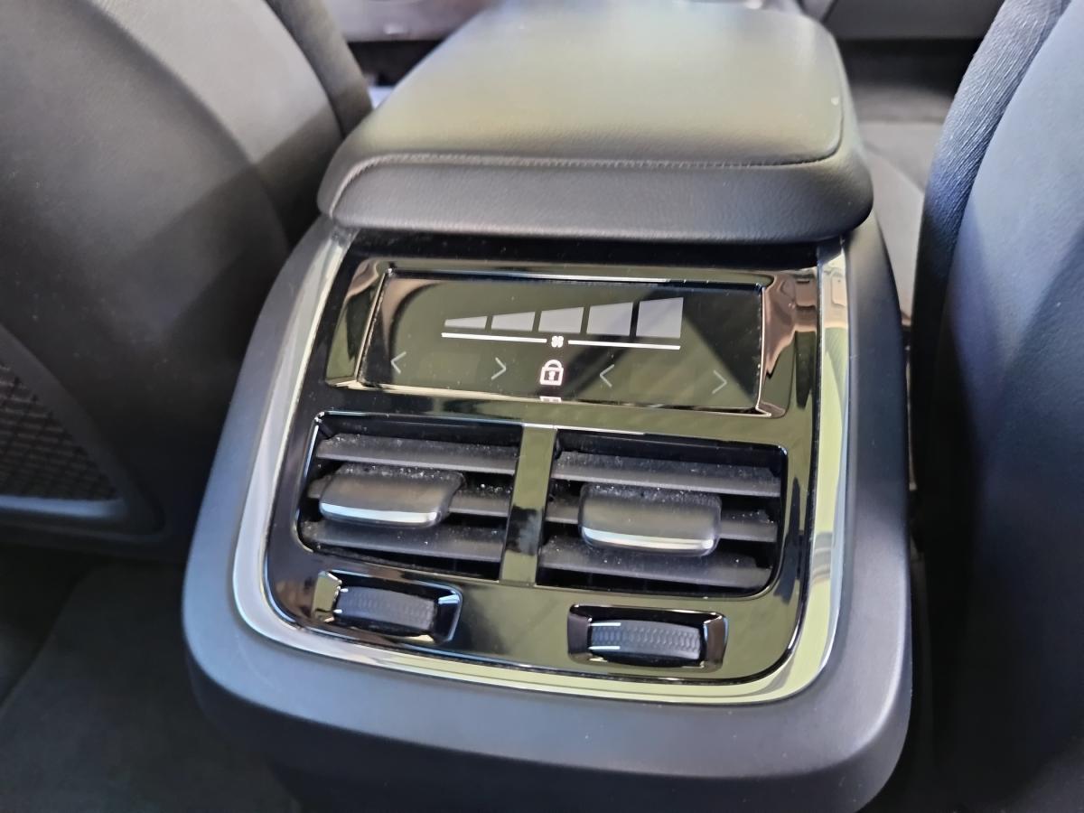 volvo-xc60-2022-diesel-1969cc