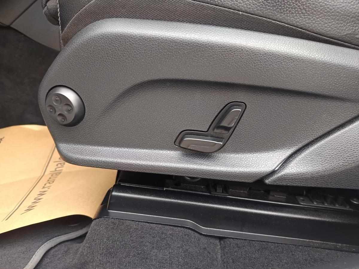 mercedes-benz-glc-2017-diesel-2143cc