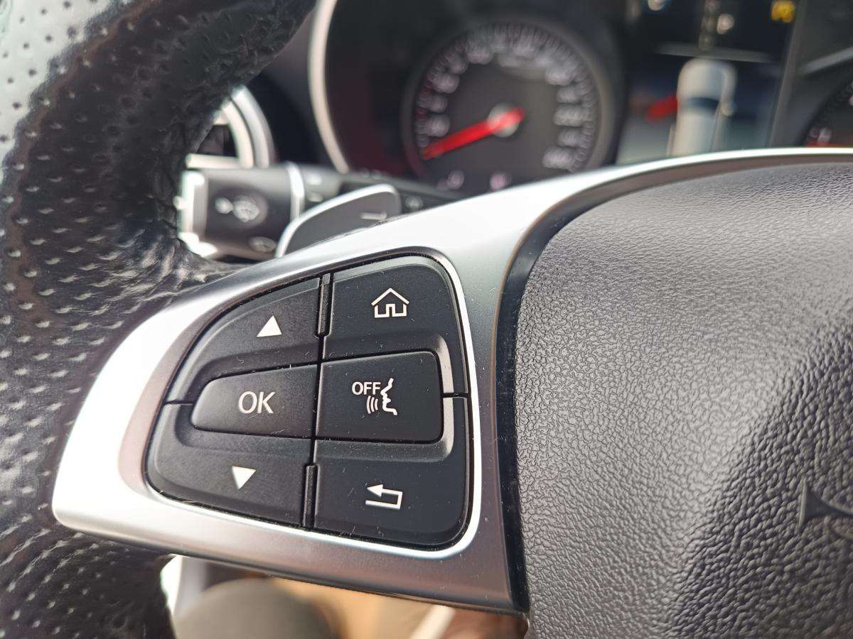 mercedes-benz-glc-2017-diesel-2143cc