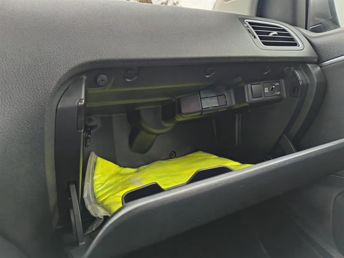volkswagen-polo-2017-gasolina-999cc