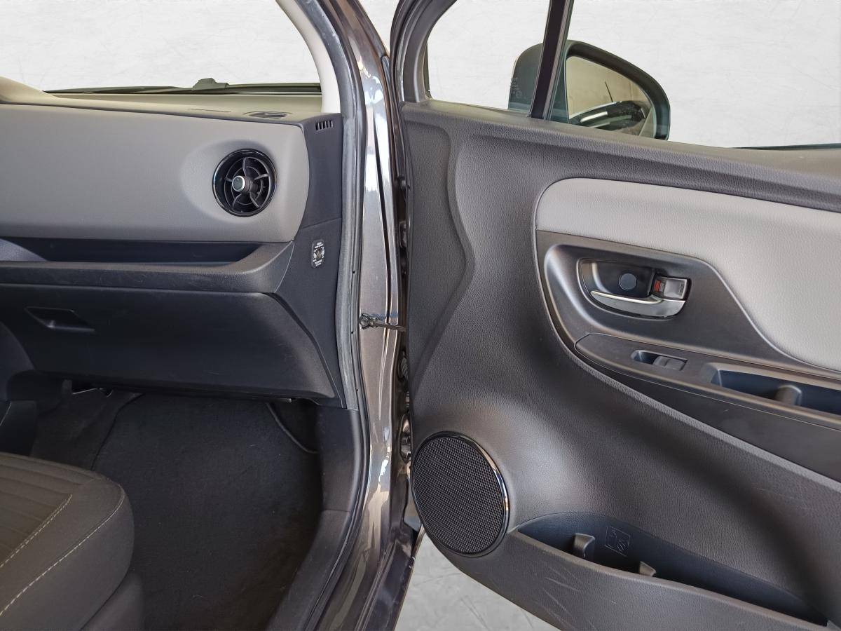 toyota-yaris-2020-gasolina-998cc