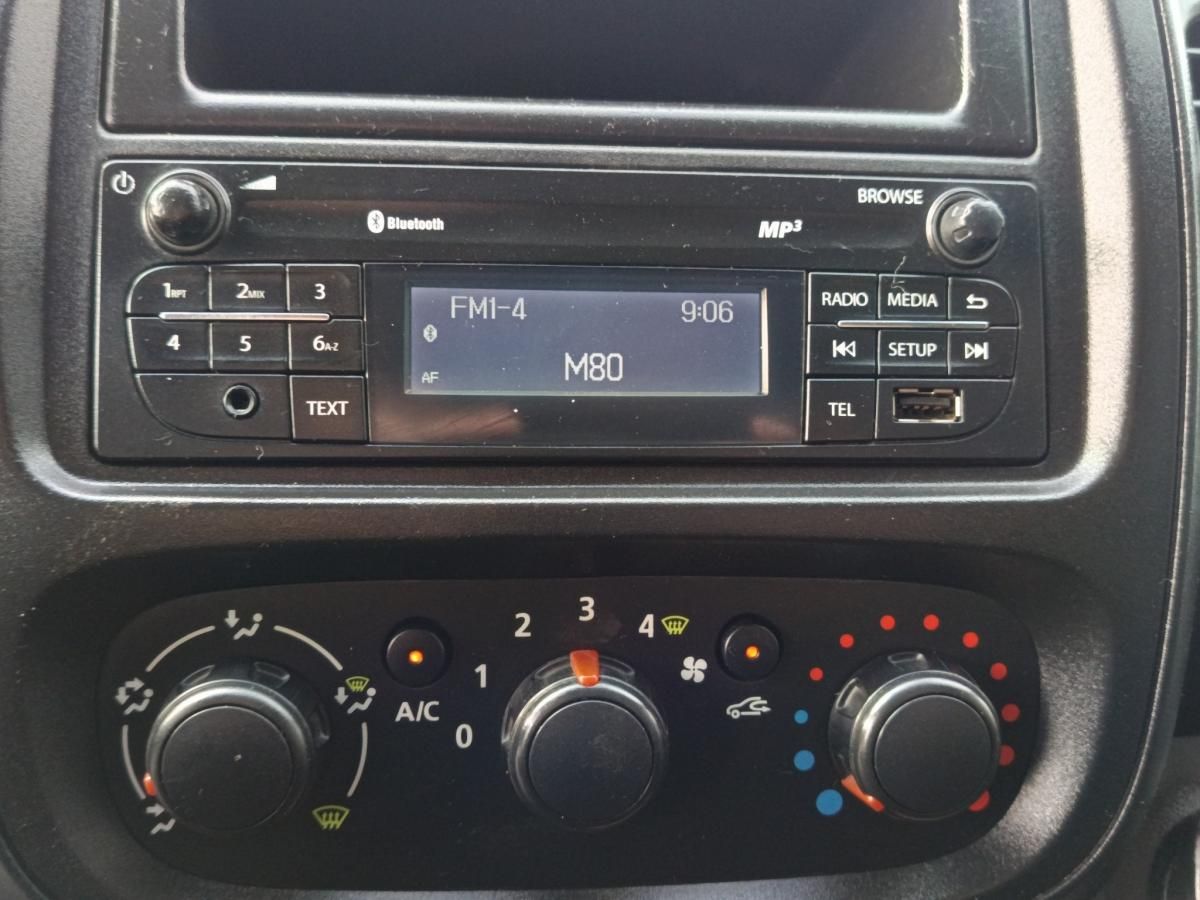 renault-trafic-2015-diesel-1598cc