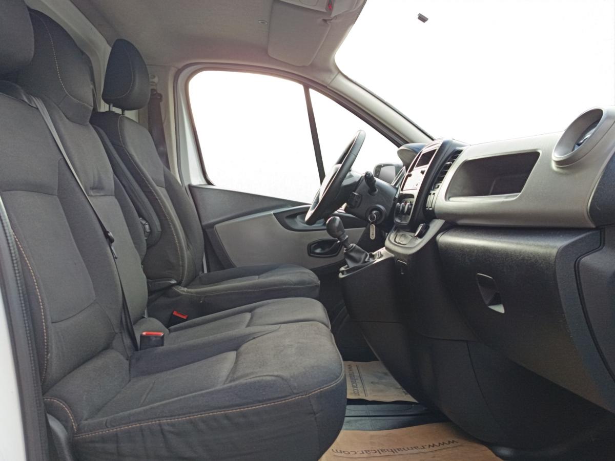 renault-trafic-2015-diesel-1598cc