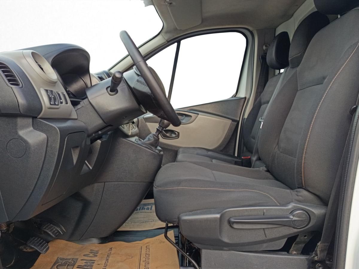 renault-trafic-2015-diesel-1598cc