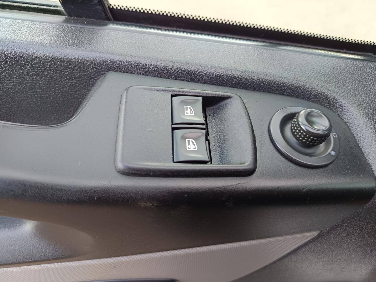renault-trafic-2015-diesel-1598cc