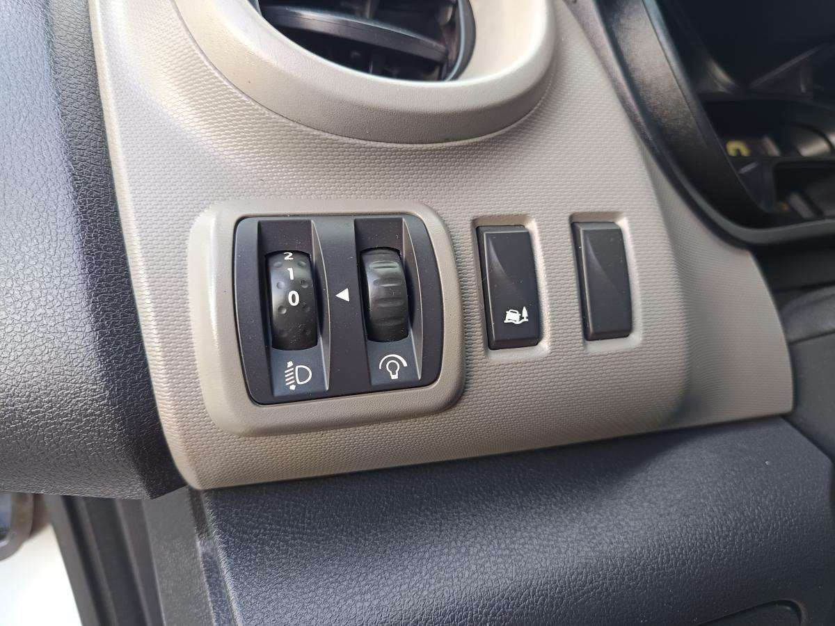 renault-trafic-2015-diesel-1598cc