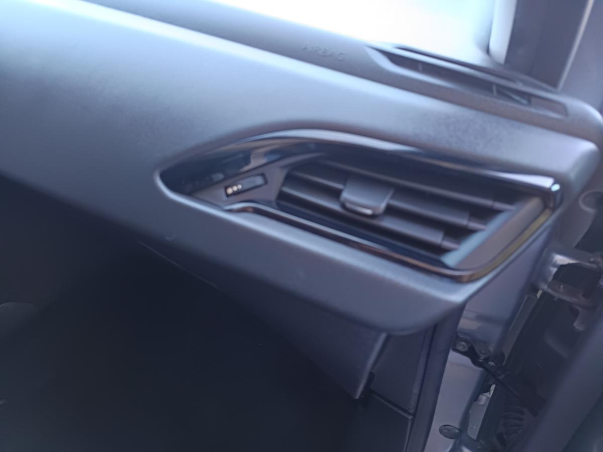 peugeot-208-2019-diesel-1499cc