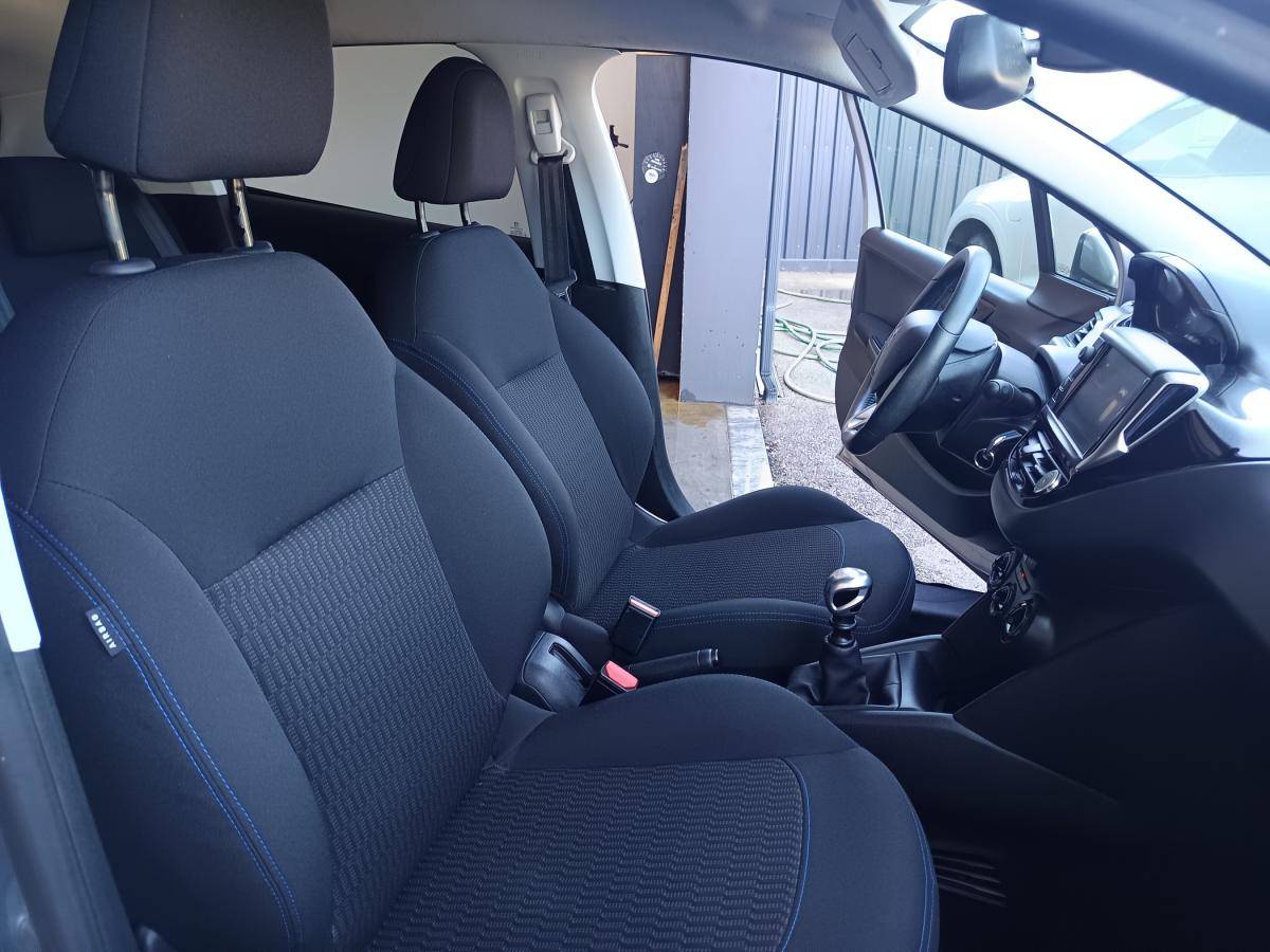 peugeot-208-2019-diesel-1499cc