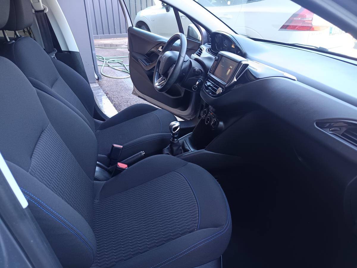 peugeot-208-2019-diesel-1499cc