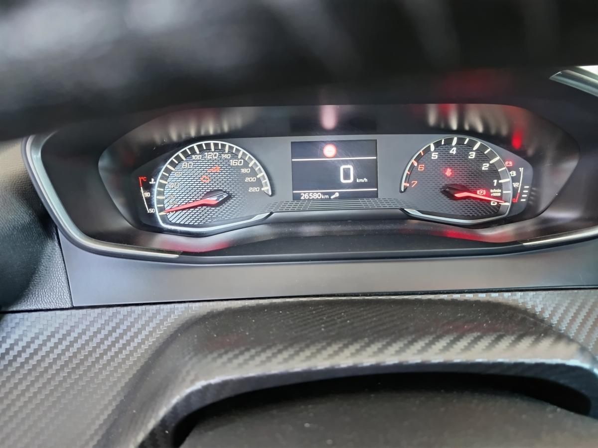 peugeot-208-2024-gasolina-1199cc