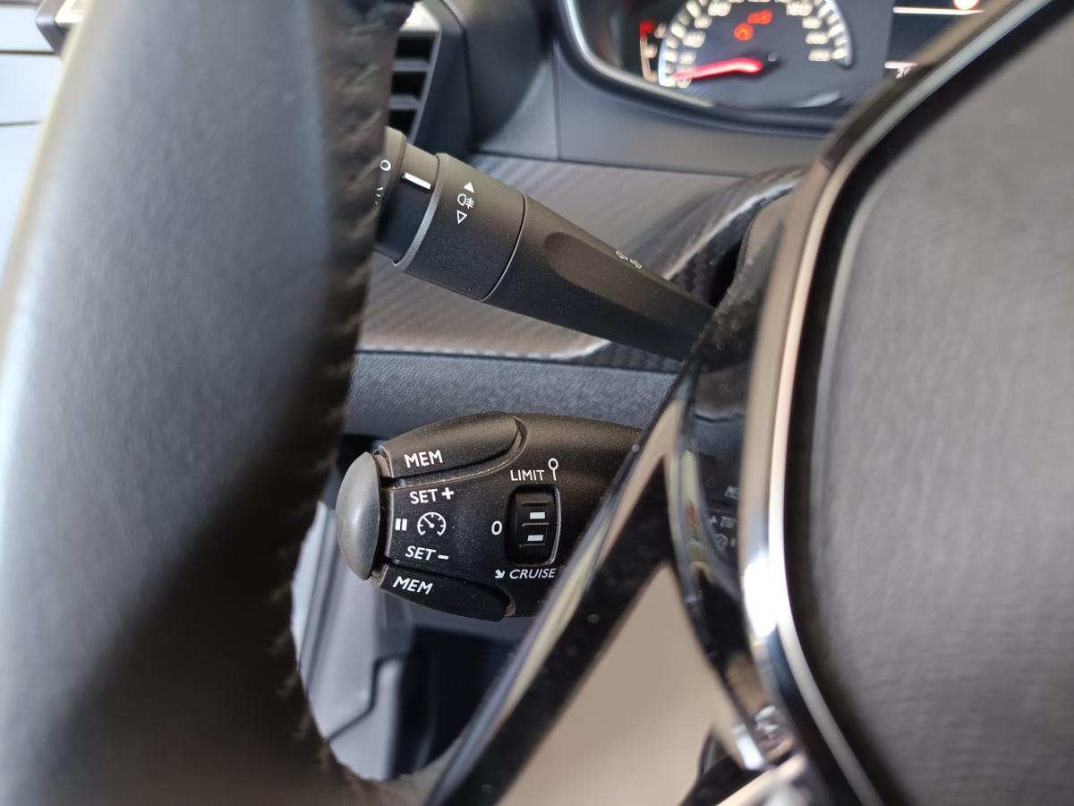 peugeot-208-2024-gasolina-1199cc