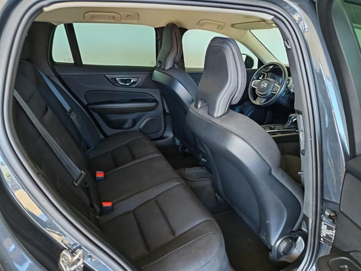 volvo-v60-2019-diesel-1969cc
