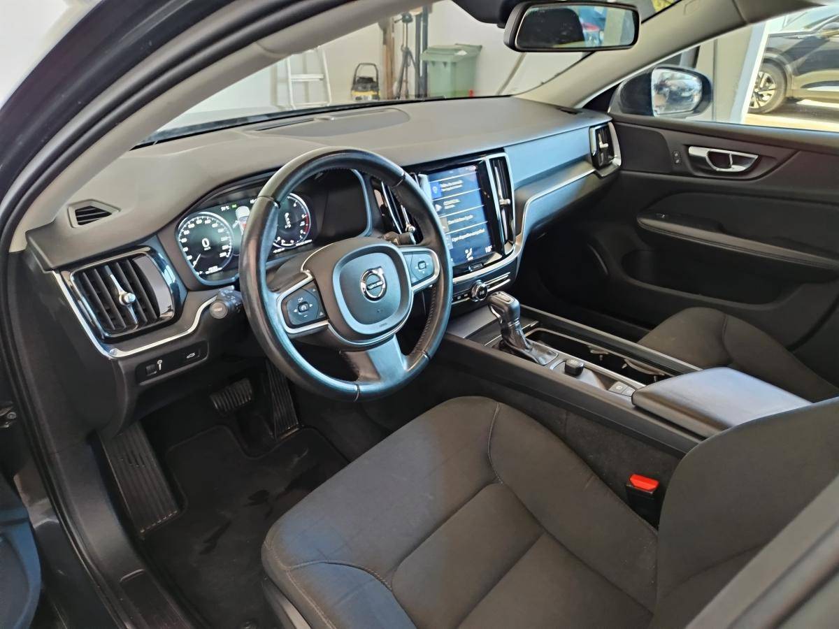 volvo-v60-2019-diesel-1969cc