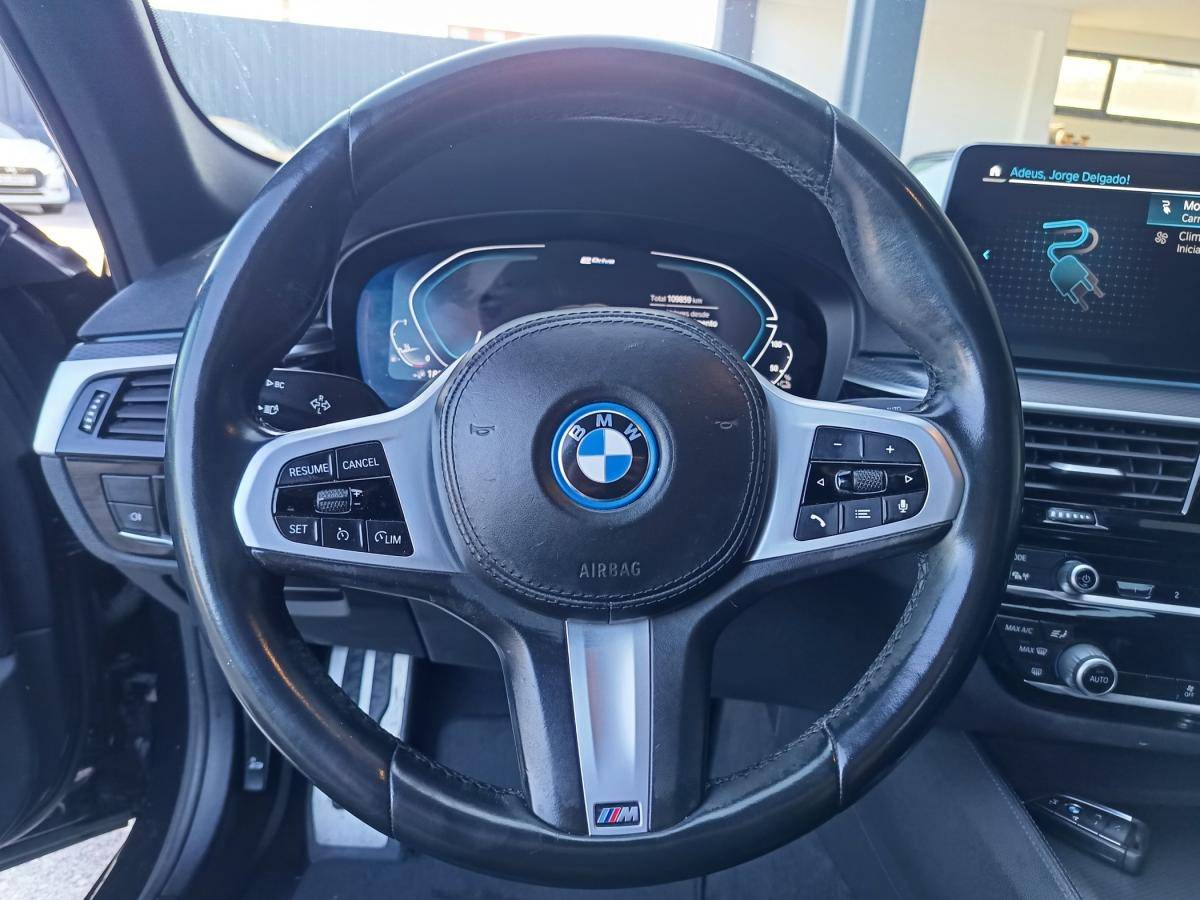bmw-serie-5-2021-hibrido-a-gasolina-1998cc