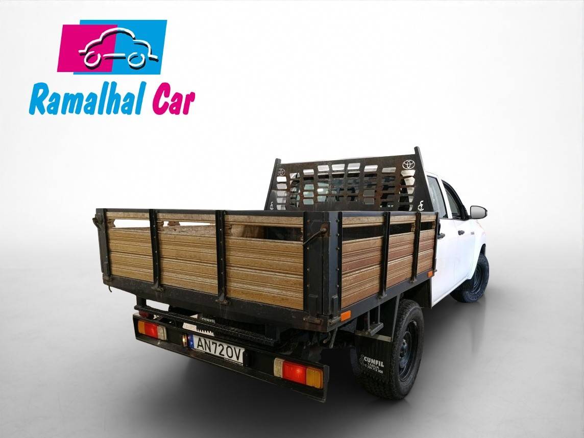 toyota-hilux-2022-diesel-2393cc