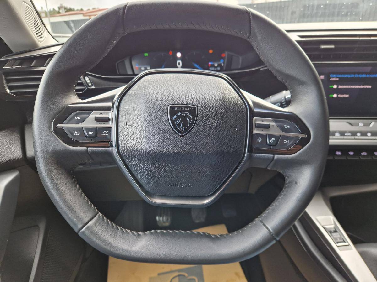 peugeot-308-2022-gasolina-1199cc