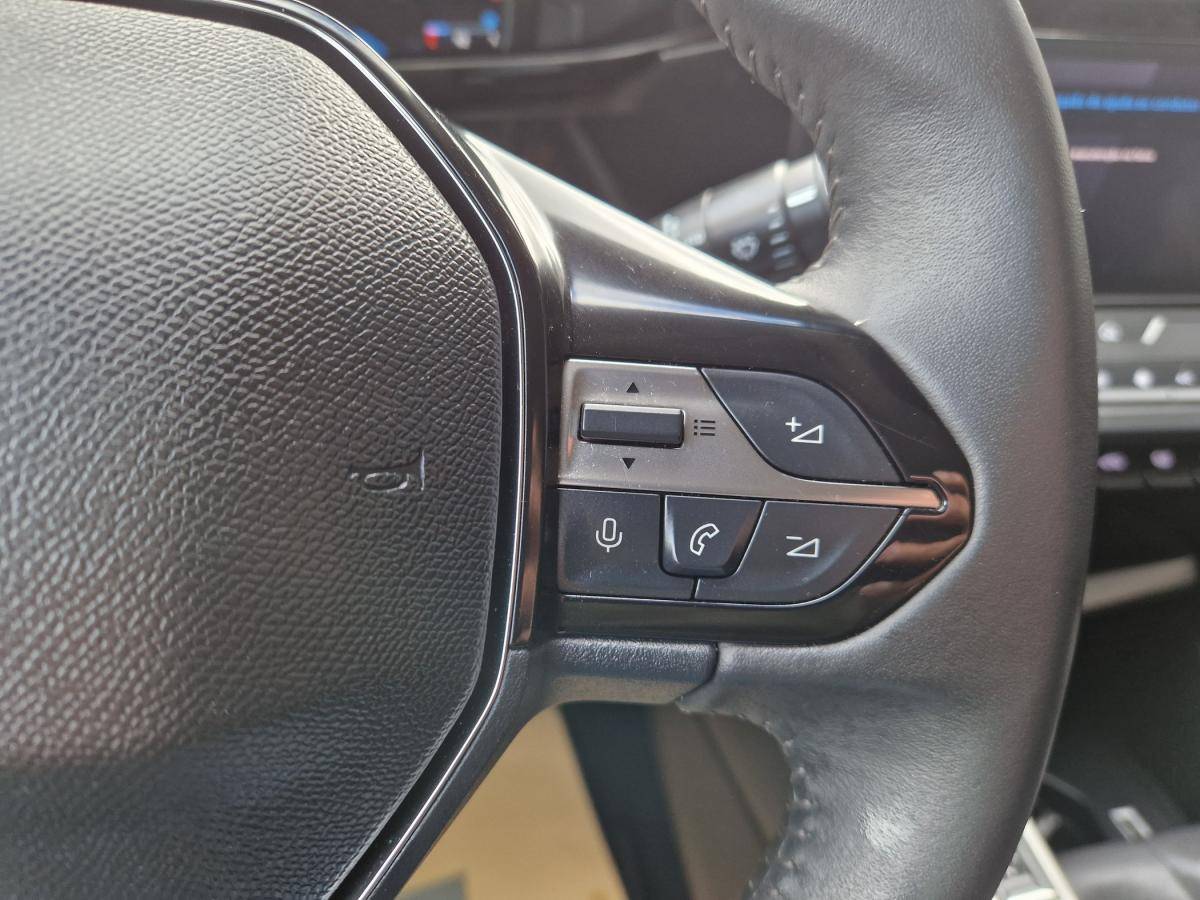 peugeot-308-2022-gasolina-1199cc