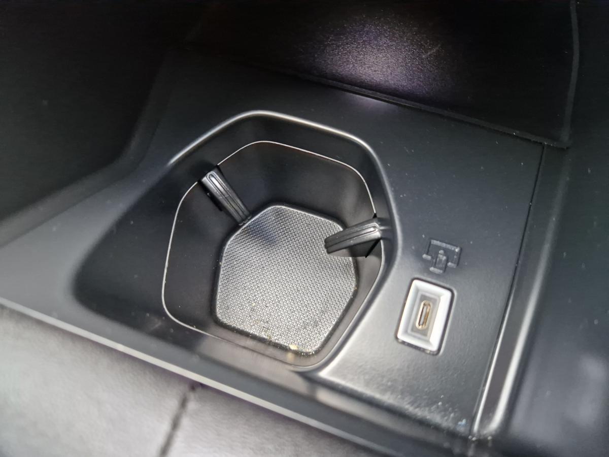 peugeot-308-2022-gasolina-1199cc