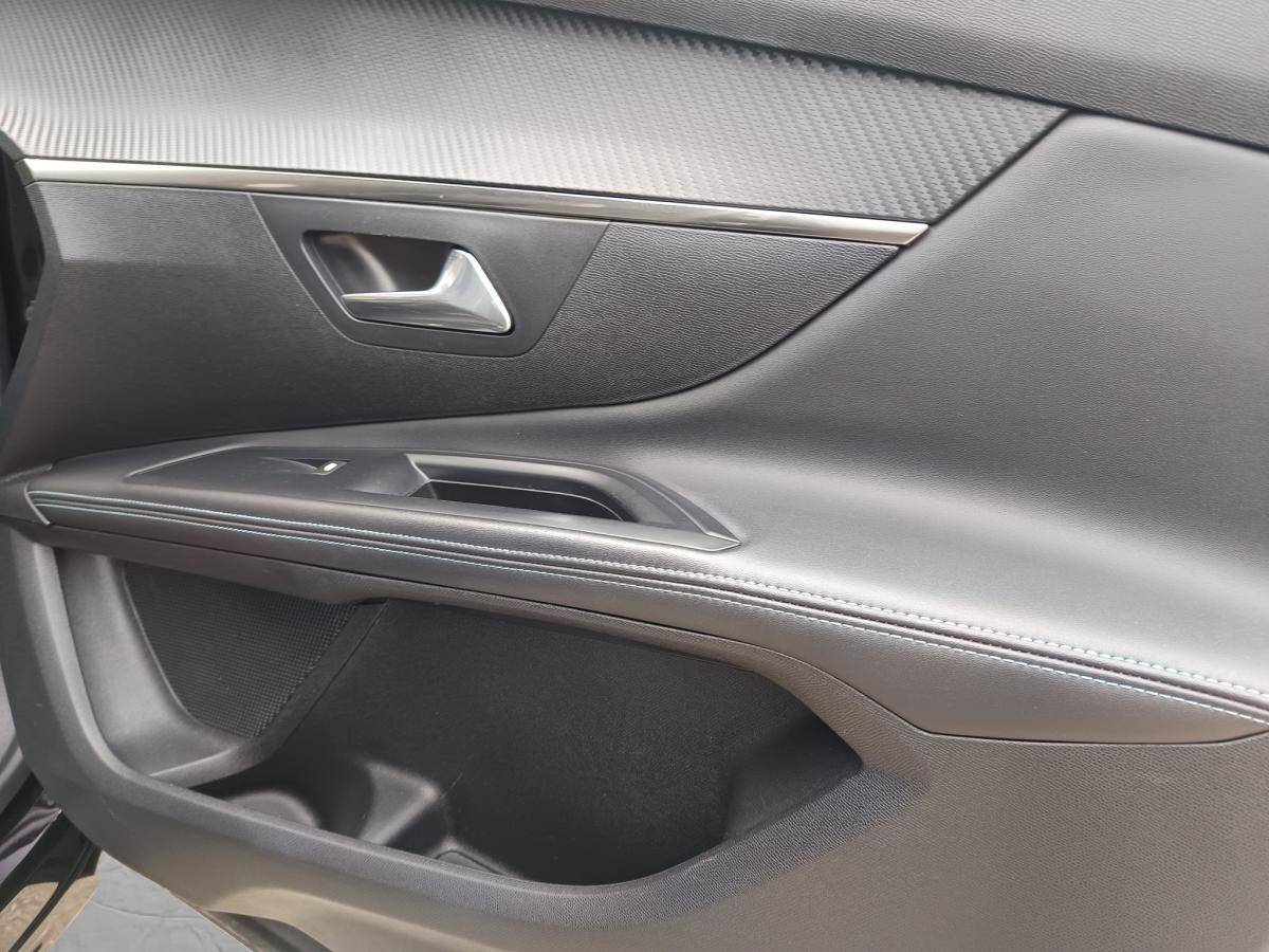 peugeot-5008-2021-diesel-1499cc