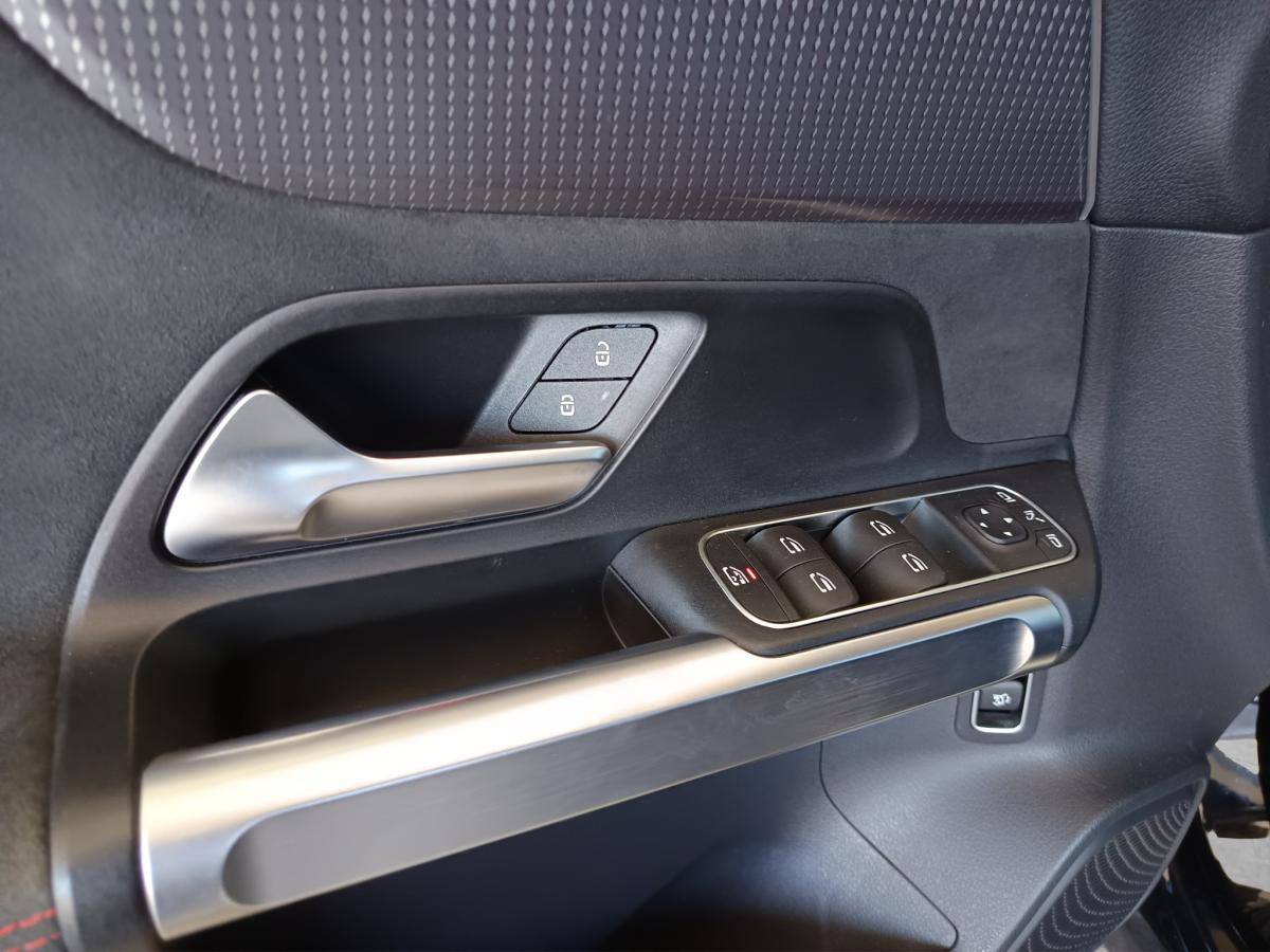 mercedes-benz-eqb-2023-eletrico-0cc