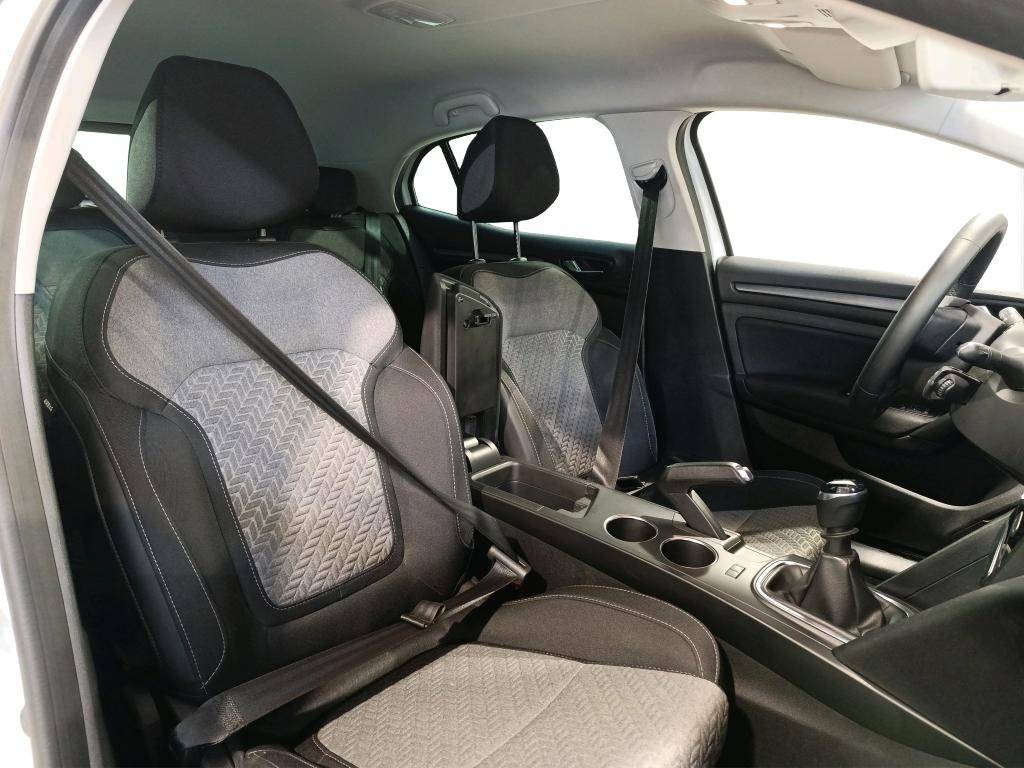 renault-megane-2022-diesel-1461cc