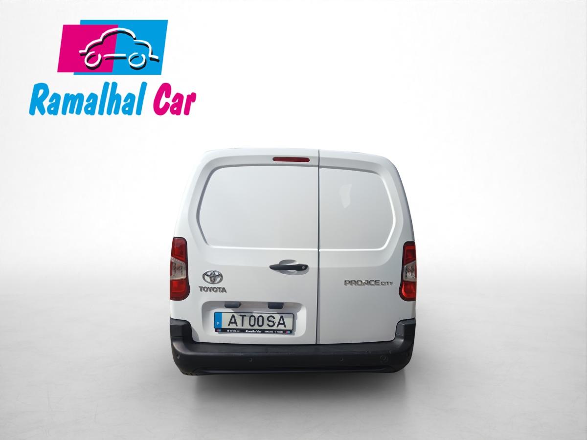 toyota-proace-2022-diesel-1499cc