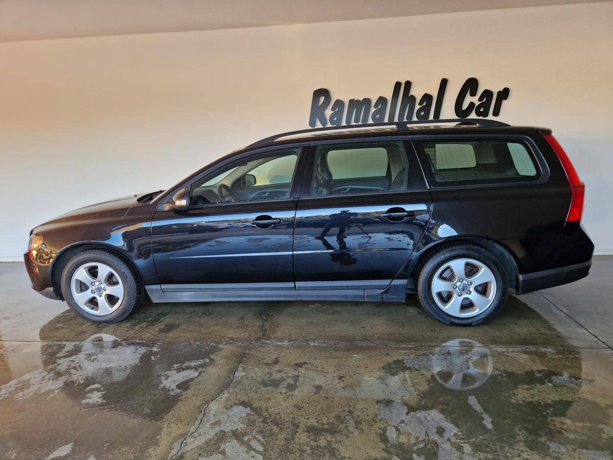 volvo-v70-2010-diesel-1560cc