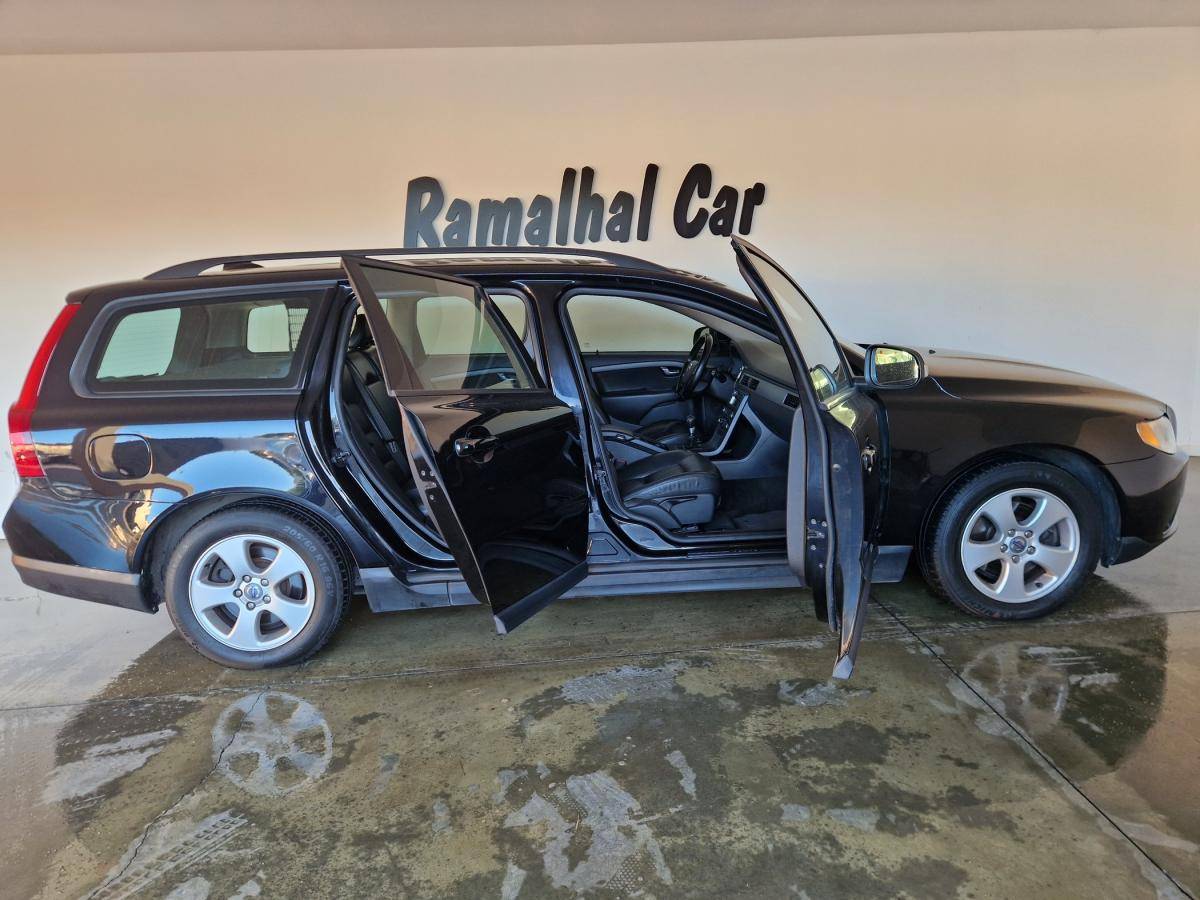 volvo-v70-2010-diesel-1560cc