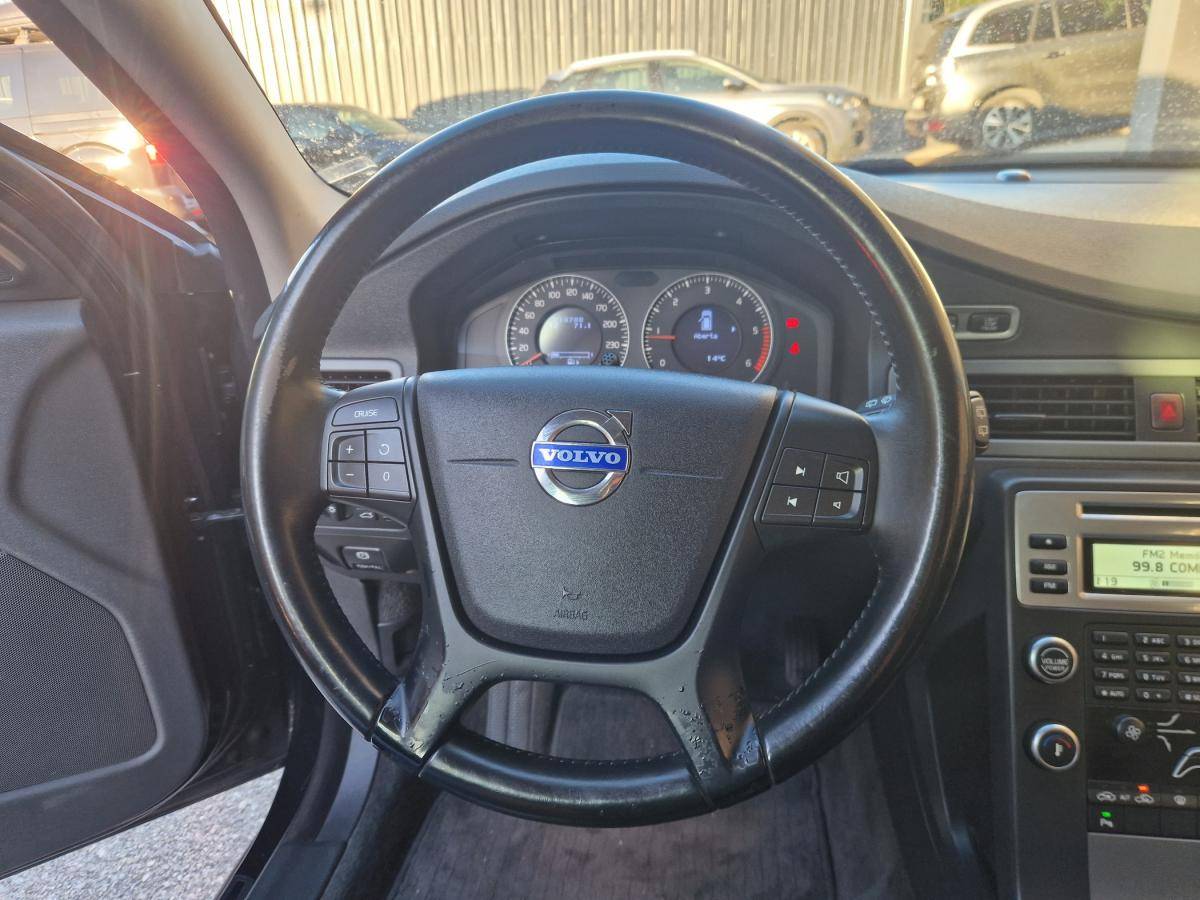 volvo-v70-2010-diesel-1560cc