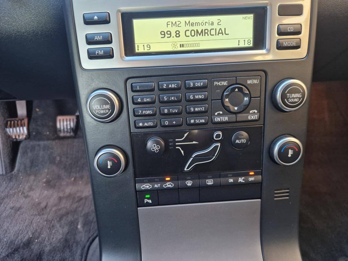 volvo-v70-2010-diesel-1560cc