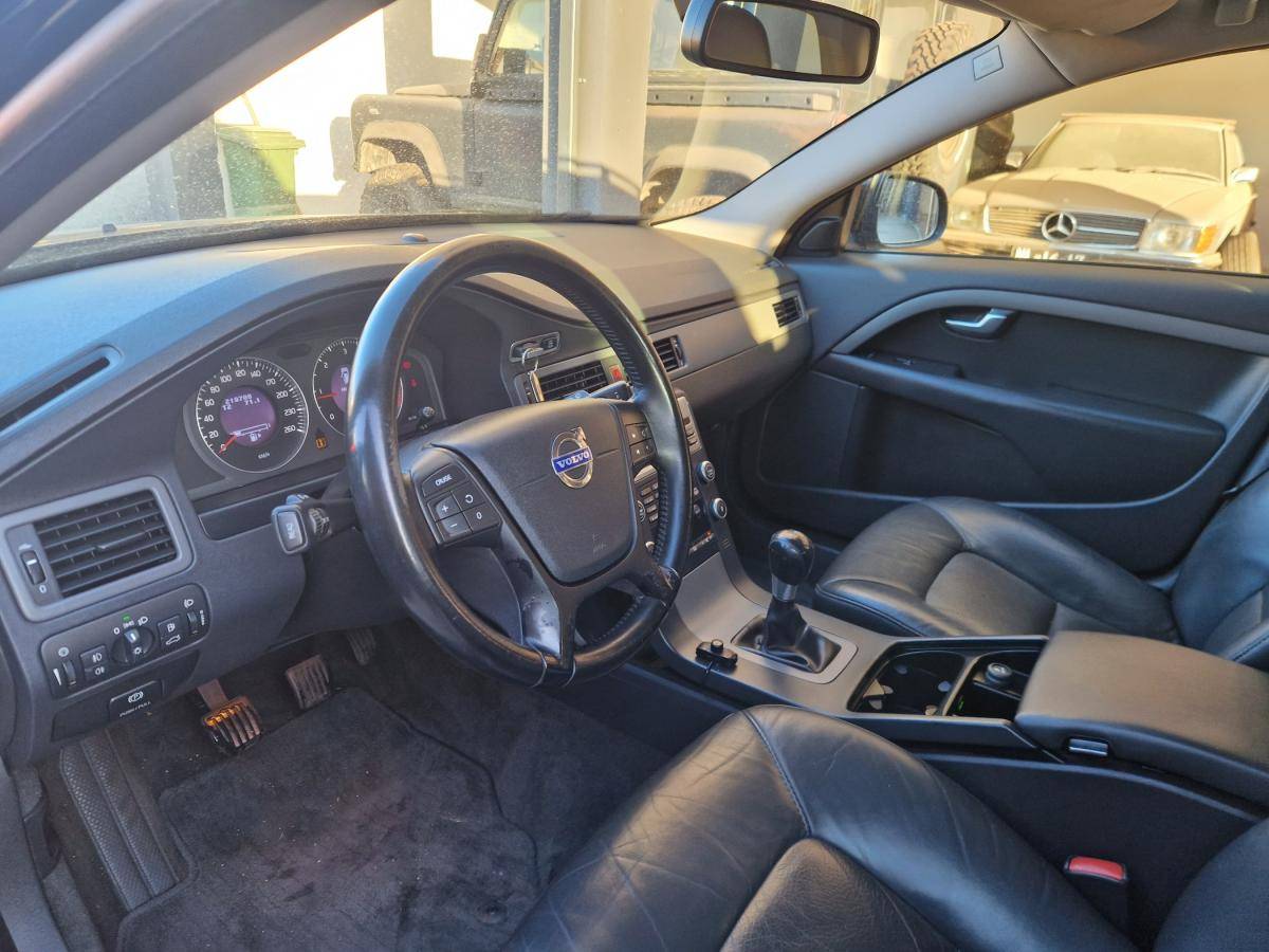 volvo-v70-2010-diesel-1560cc