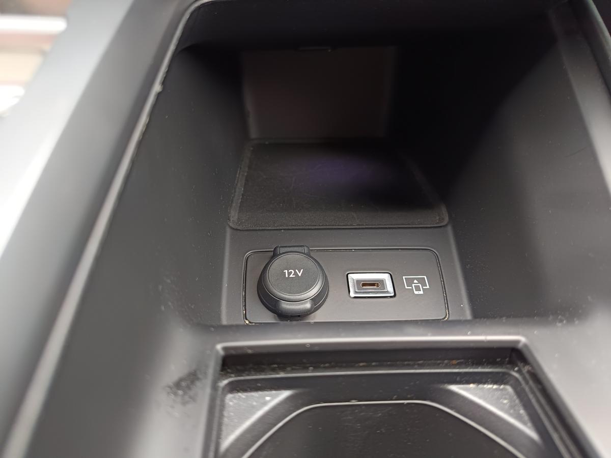 peugeot-408-2023-hibrido-a-gasolina-1598cc