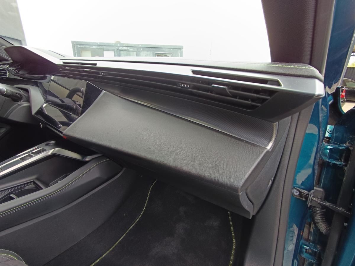 peugeot-408-2023-hibrido-a-gasolina-1598cc