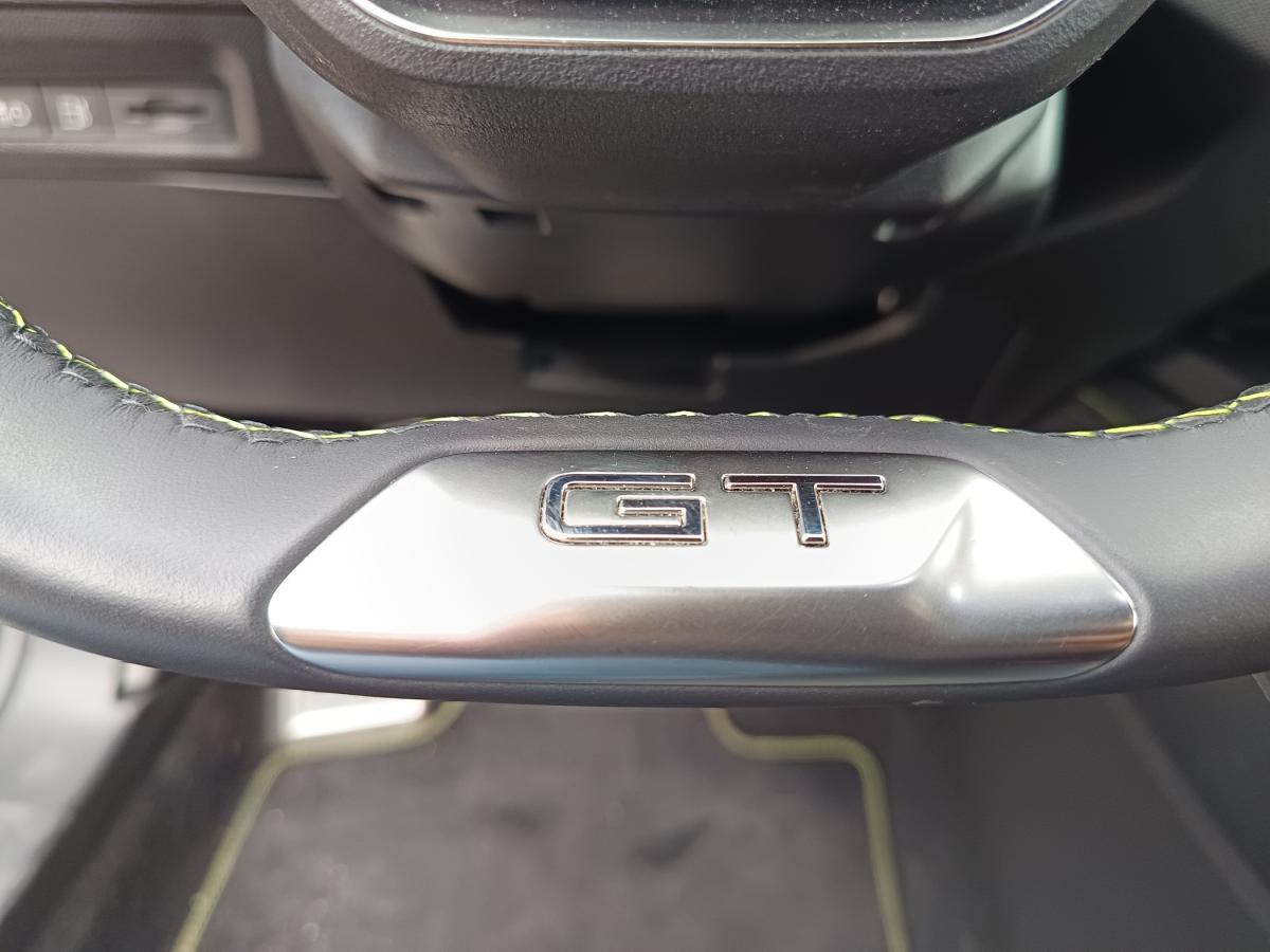 peugeot-408-2023-hibrido-a-gasolina-1598cc